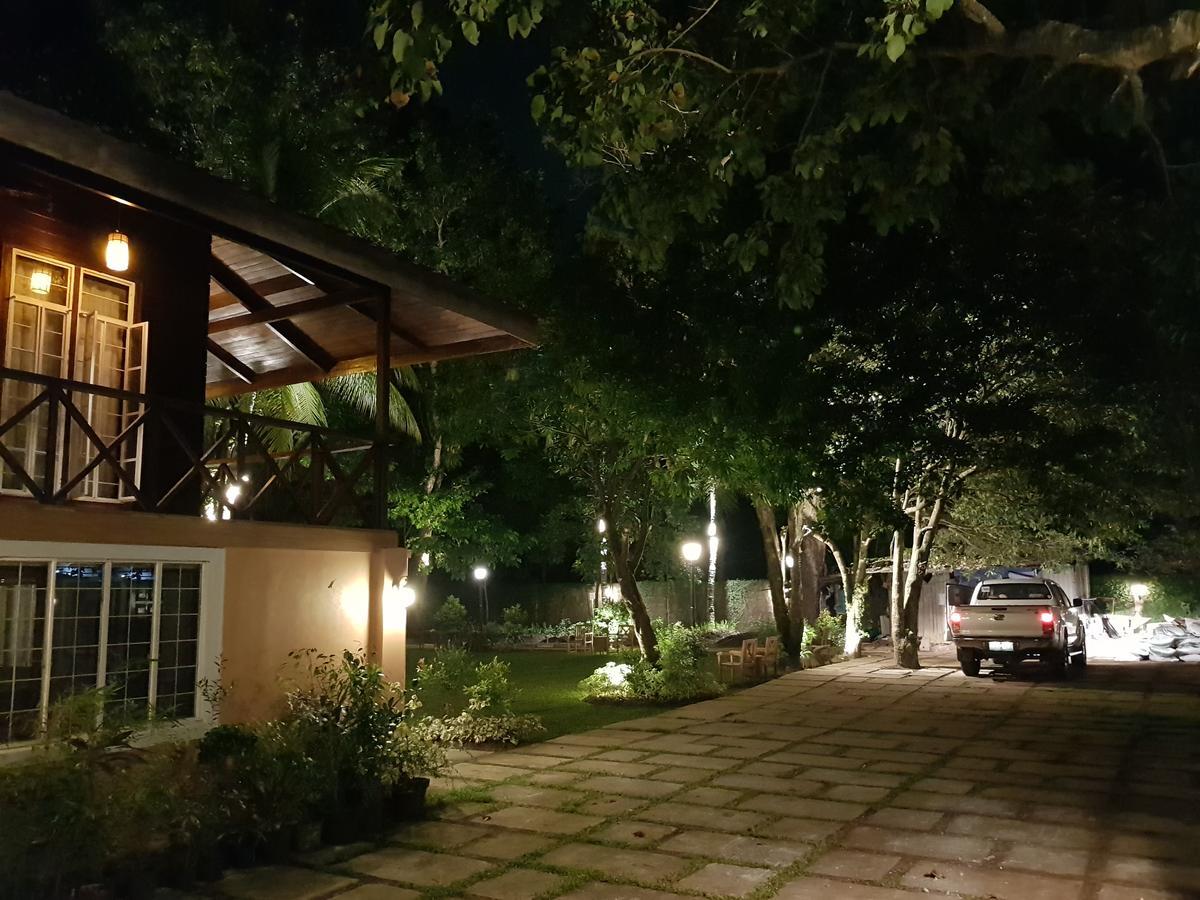 Stay Amare Villa Maria 2 Баколод Экстерьер фото