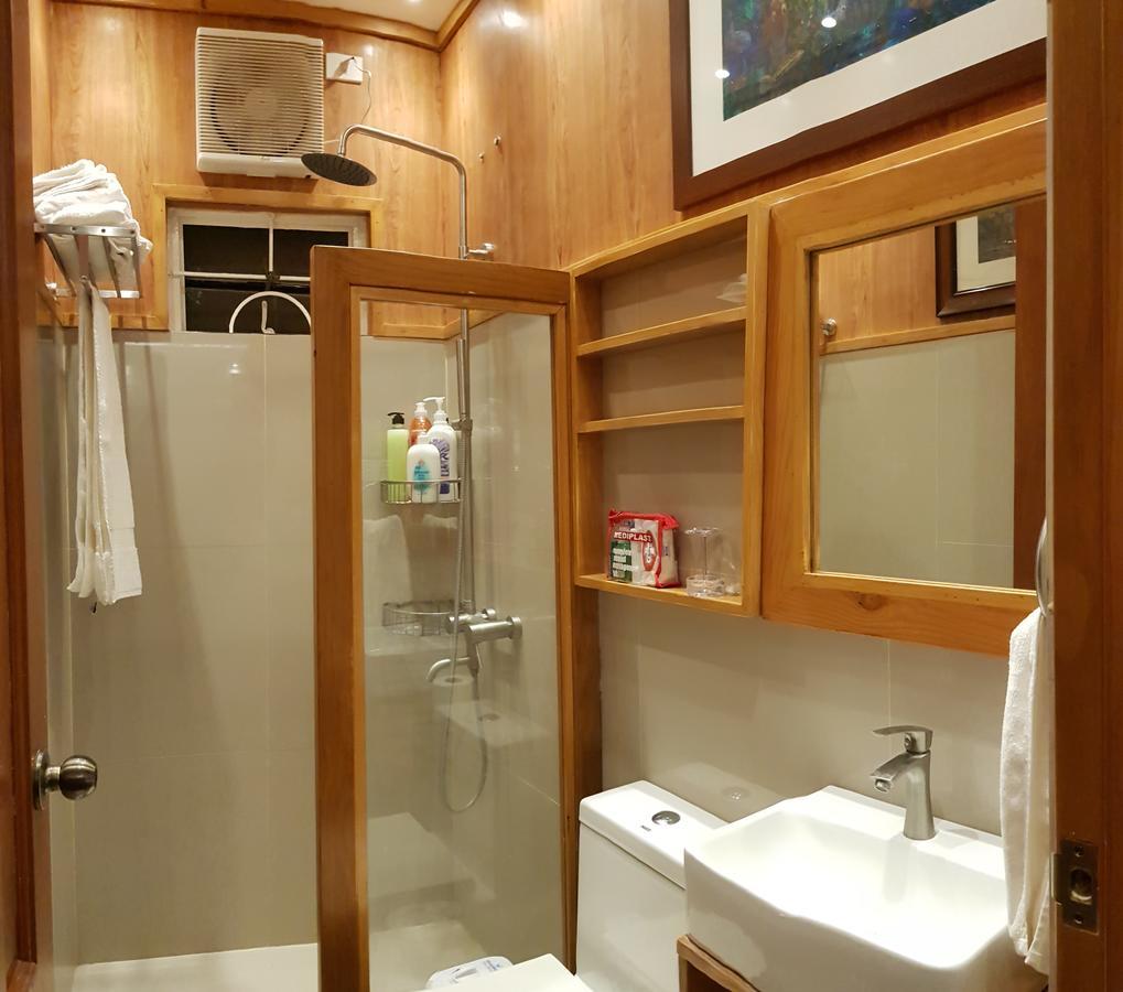 Stay Amare Villa Maria 2 Баколод Экстерьер фото
